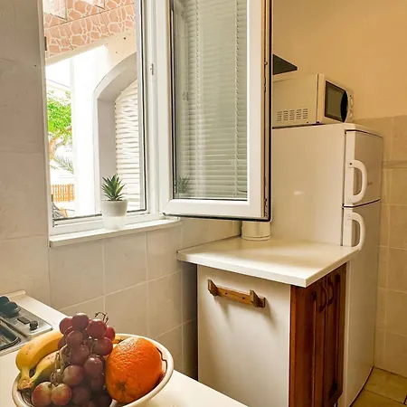 Apartmani Cvangic Vir Exterior photo
